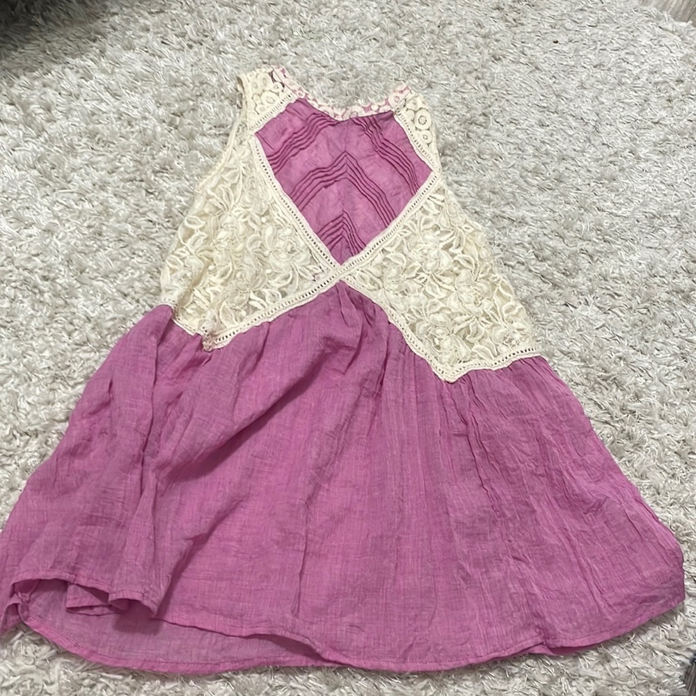 Adorable pink sheer/lace tunic top
